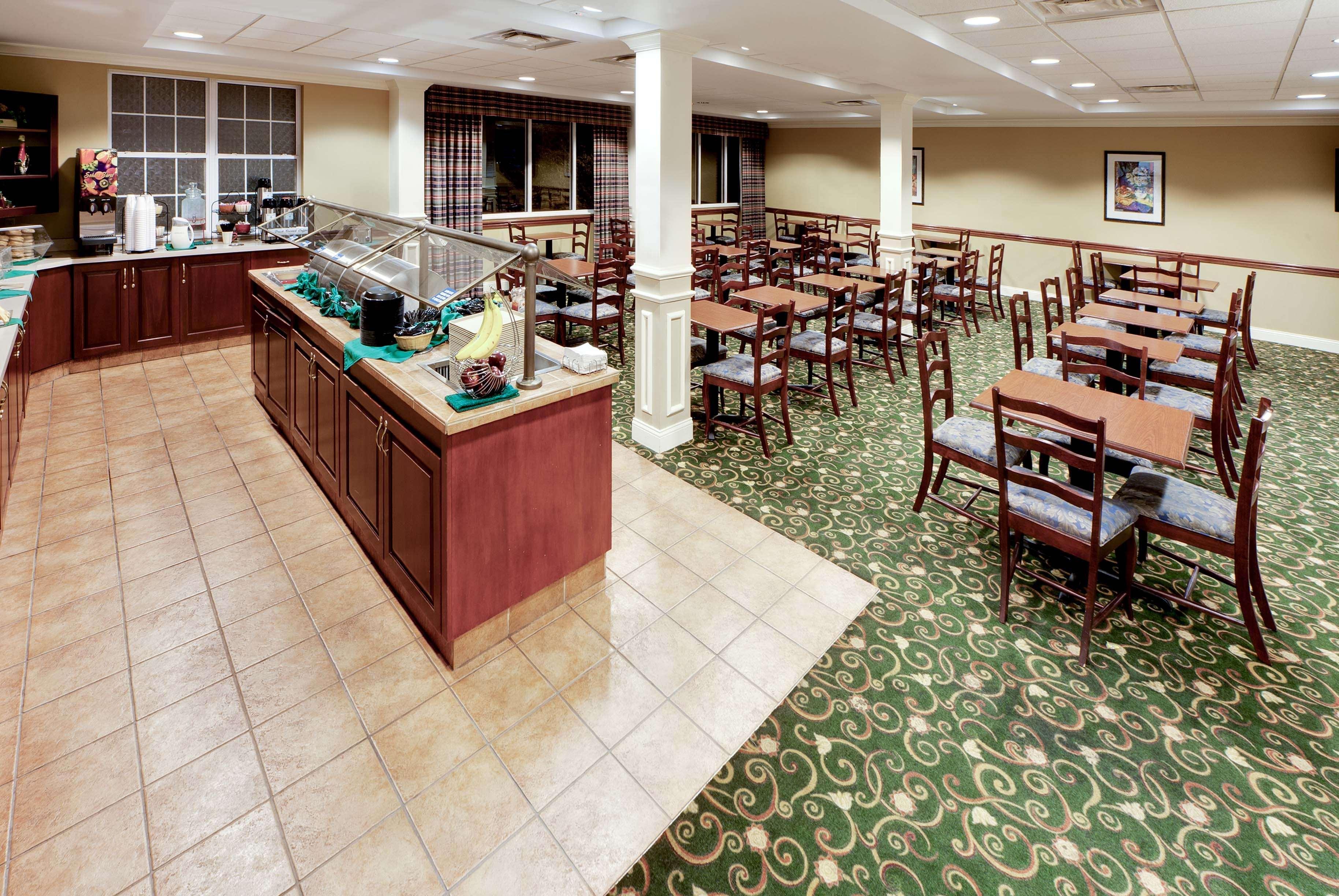 Hawthorn Suites By Wyndham Louisville East Esterno foto